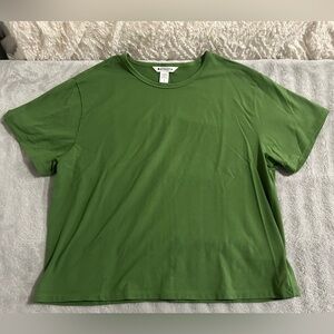 Athleta Women's Vibrant Green Short Sleeve Tee